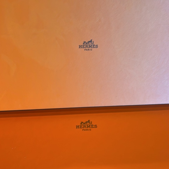 2 Hermes Boxes - Picture 2 of 2